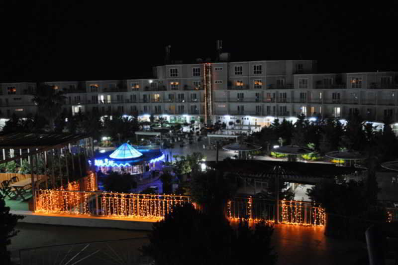 Af Hotel Aqua Park Family Resort Complex Новханы Экстерьер фото