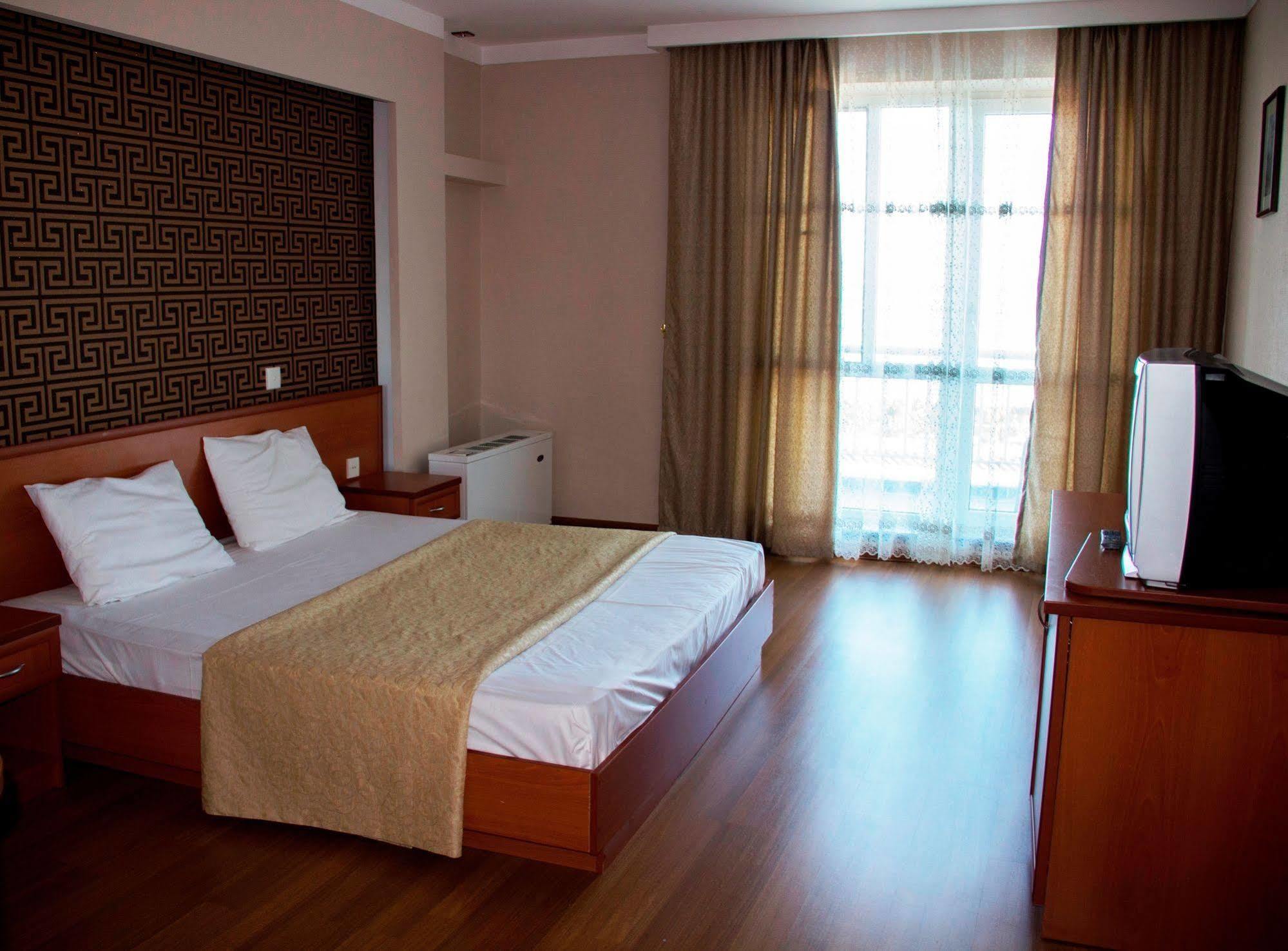 Af Hotel Aqua Park Family Resort Complex Новханы Экстерьер фото