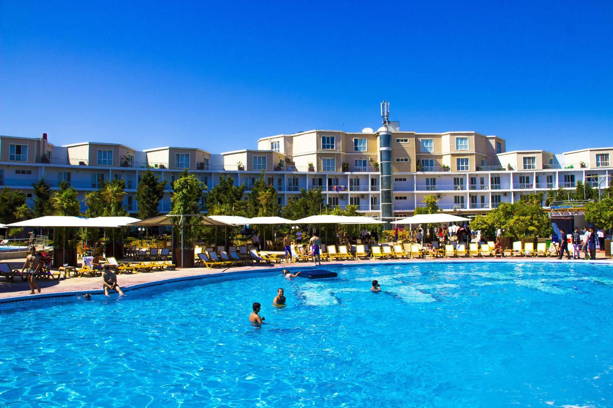 Af Hotel Aqua Park Family Resort Complex Новханы Экстерьер фото