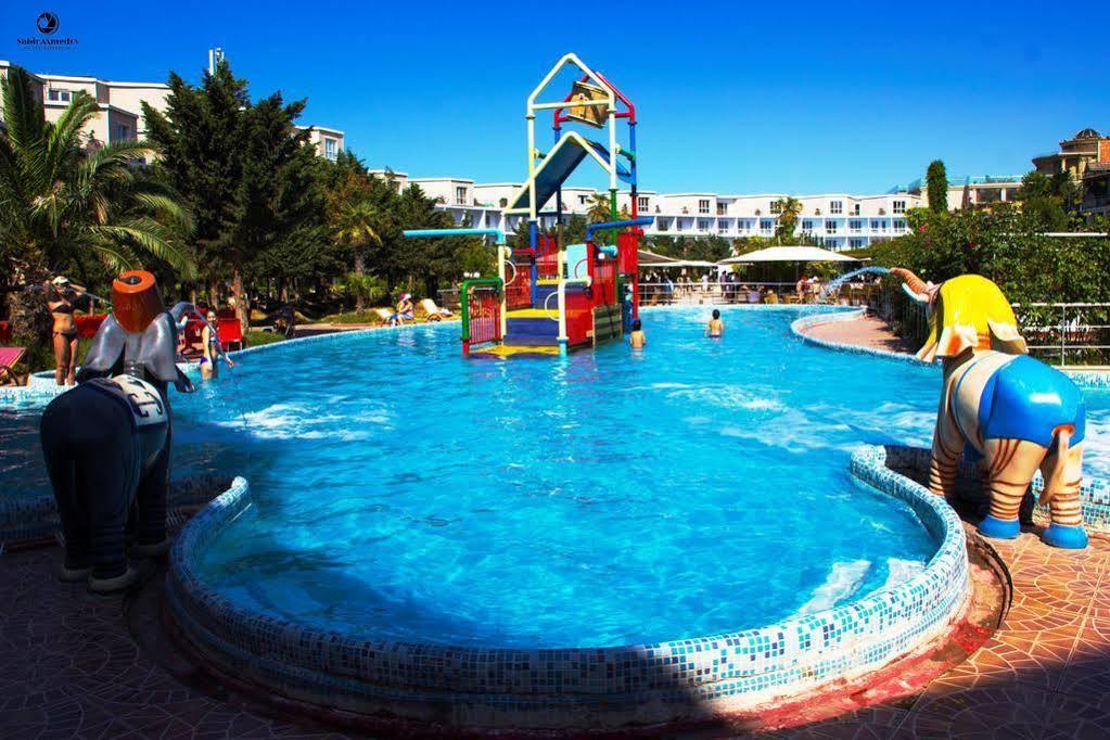 Af Hotel Aqua Park Family Resort Complex Новханы Экстерьер фото